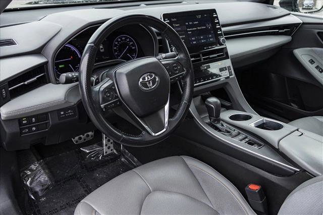 Used 2019 Toyota Avalon XSE w/ All Weather Liner Package image 10