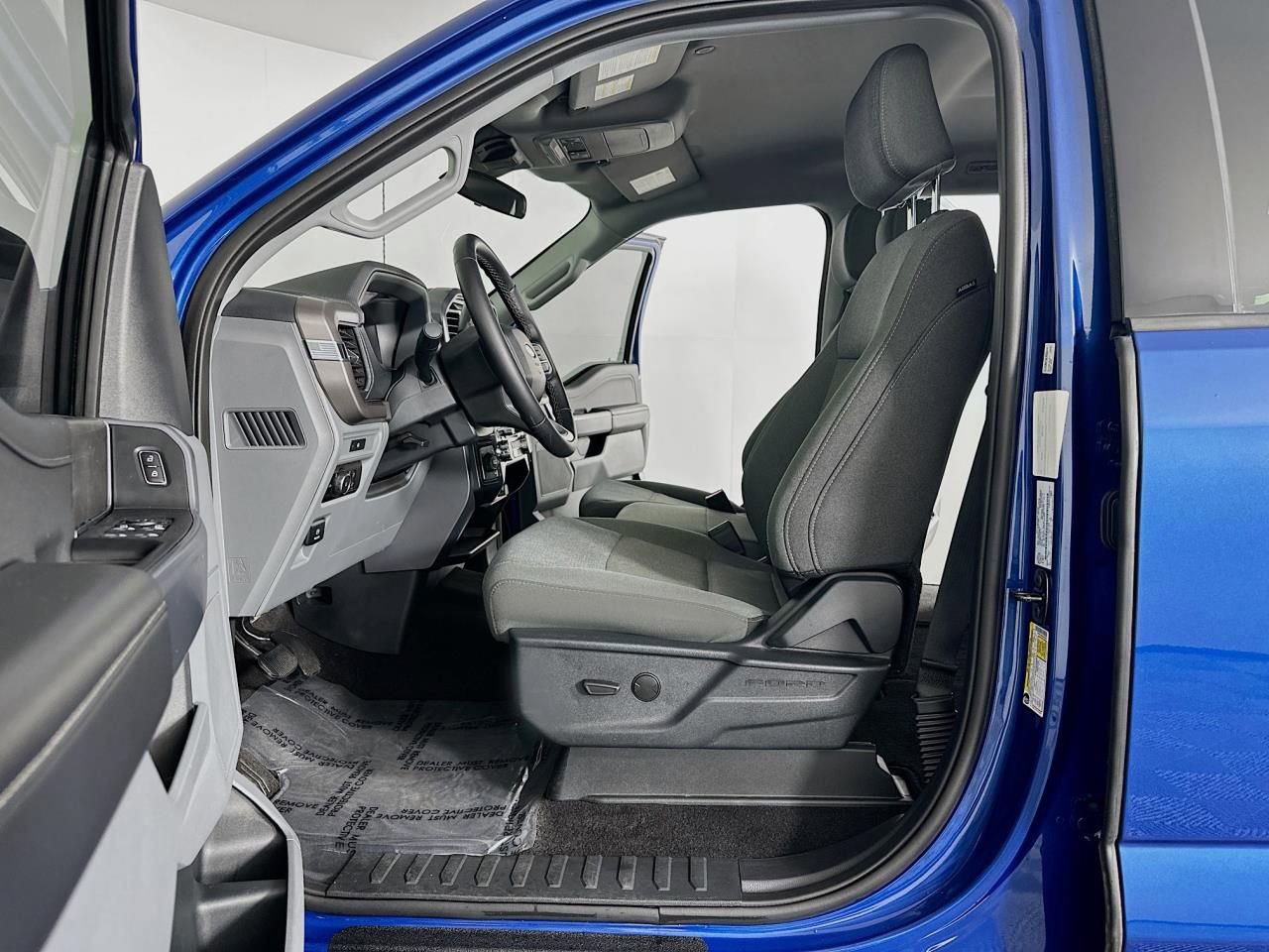 Used 2025 Ford F150 XLT w/ Equipment Group 301A Standard image 24