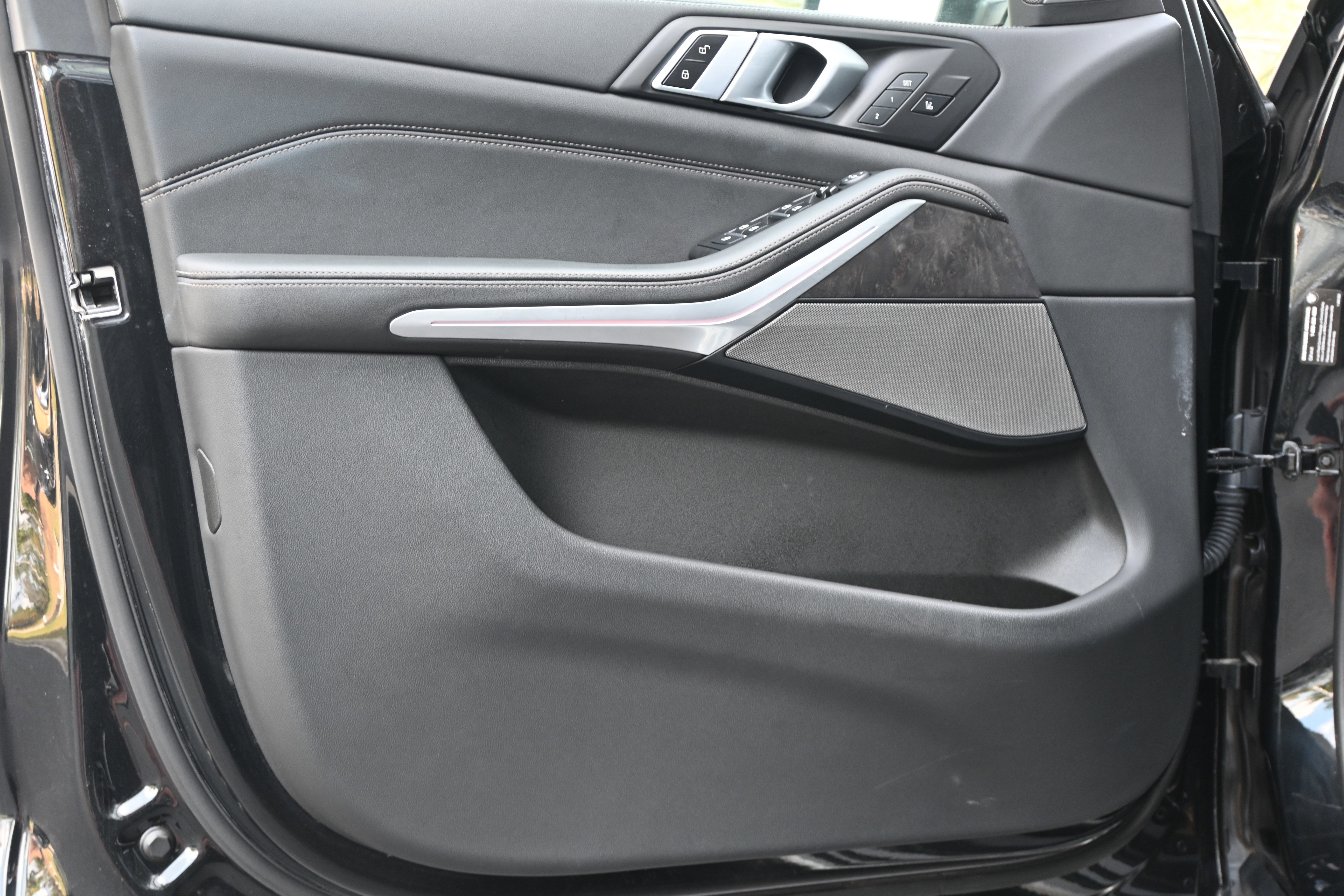 Used 2025 BMW X5 sDrive40i image 14