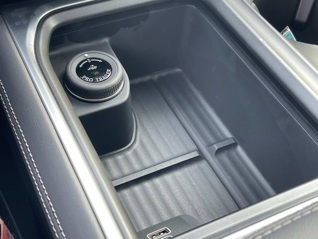 New 2026 Ford Expedition Platinum w/ Stealth Performance Package image 31