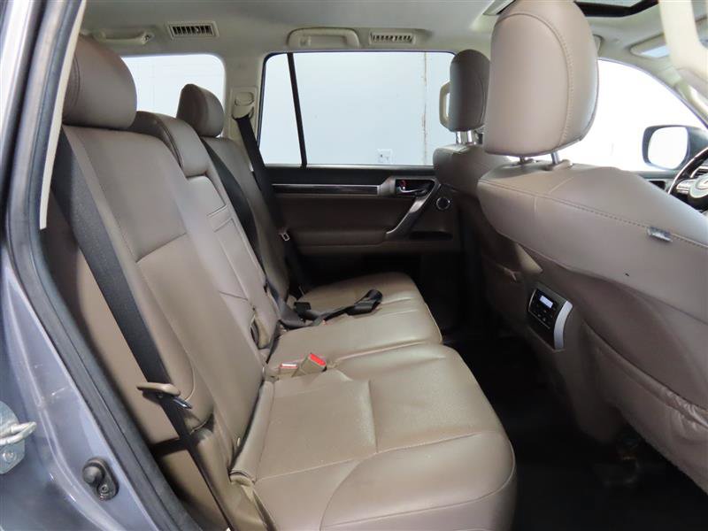 Used 2022 Lexus GX 460 Premium w/ Premium Plus Package AWD/4WD image 31