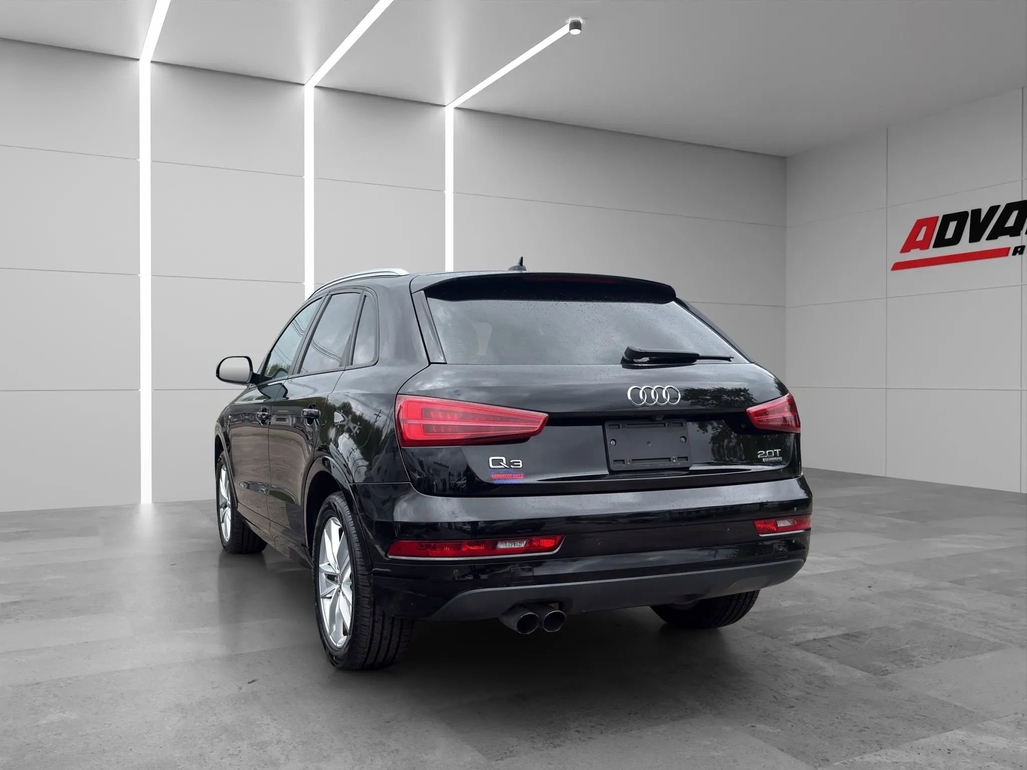 Used 2018 Audi Q3 2.0T Premium AWD/4WD image 4