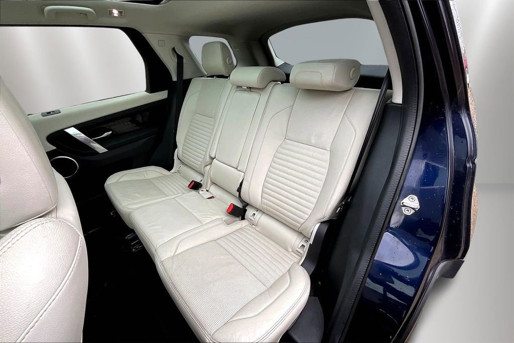 Used 2020 Land Rover Discovery Sport S image 22