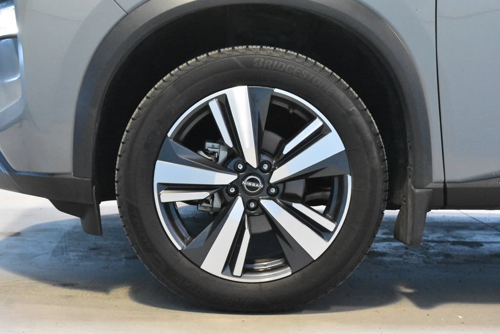 Used 2023 Nissan Rogue SL AWD/4WD image 27