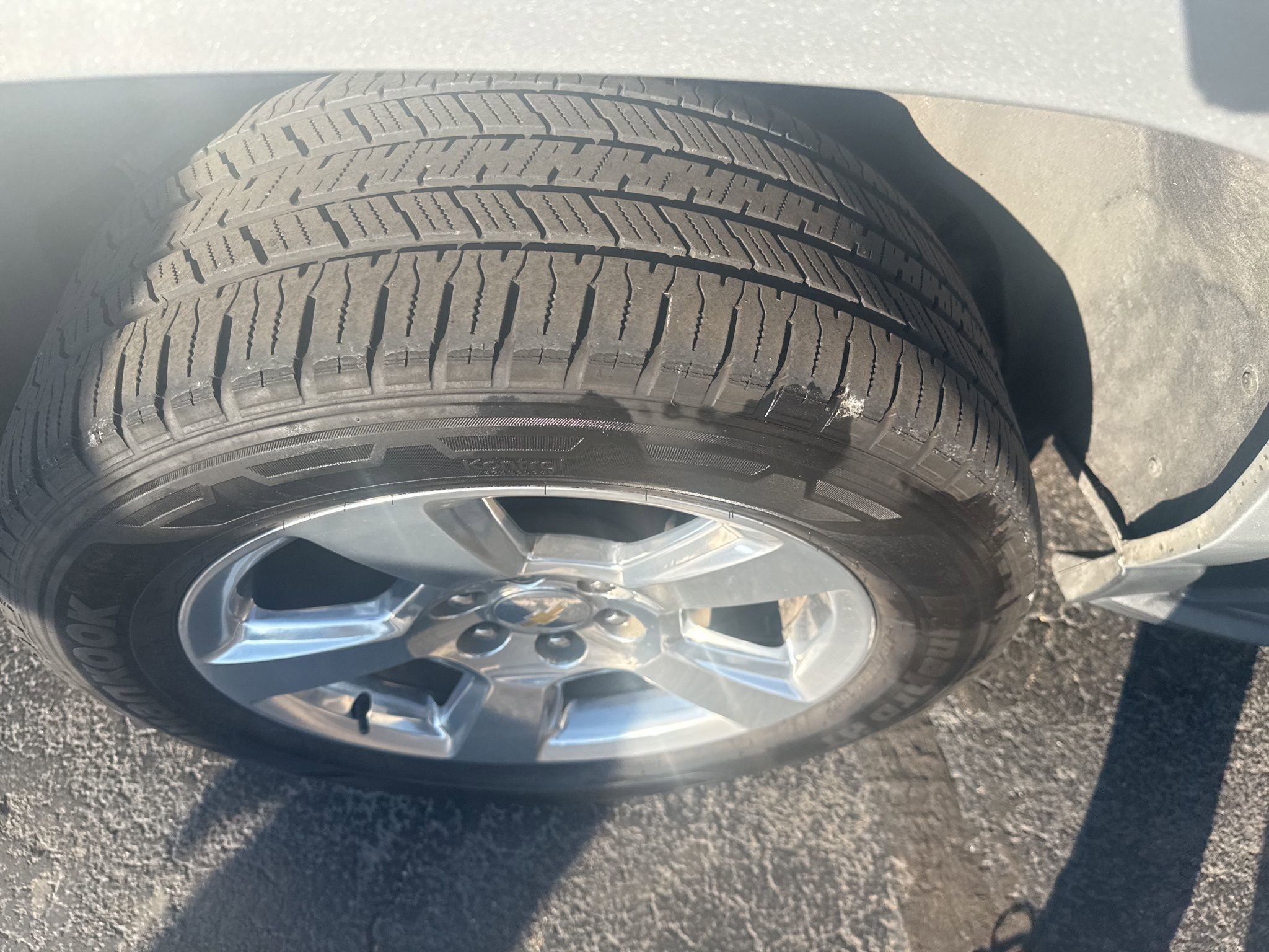 Used 2017 Chevrolet Suburban LT image 8