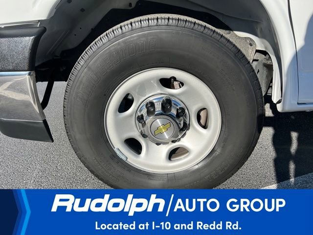 Used 2024 Chevrolet Express 3500 LT w/ LT Preferred Equipment Group image 34