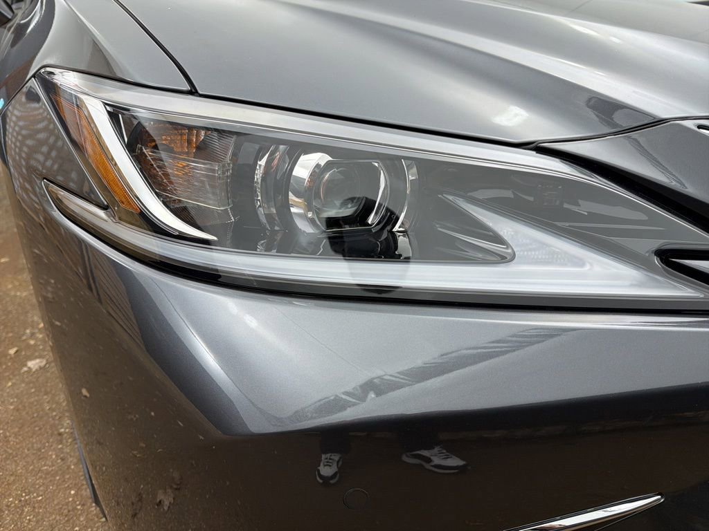 New 2025 Lexus ES 350 w/ Premium Package image 23