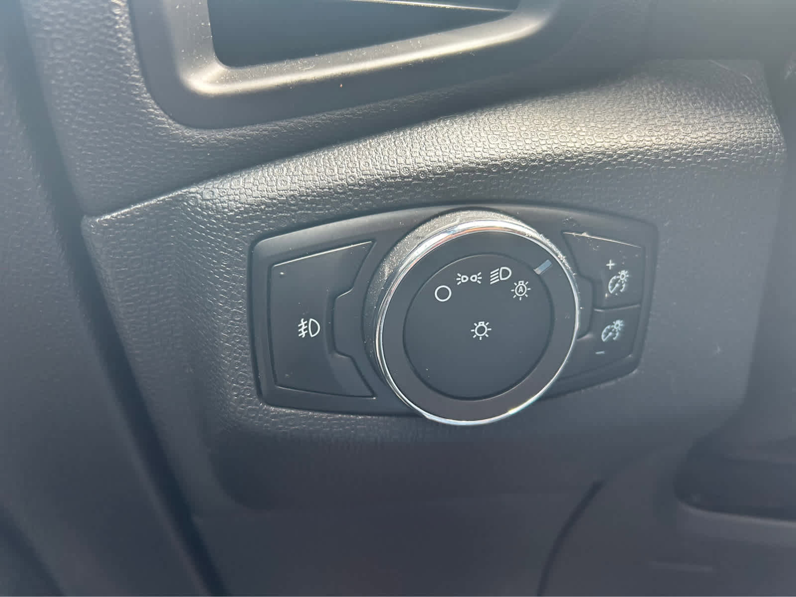 Used 2020 Ford EcoSport SE image 25