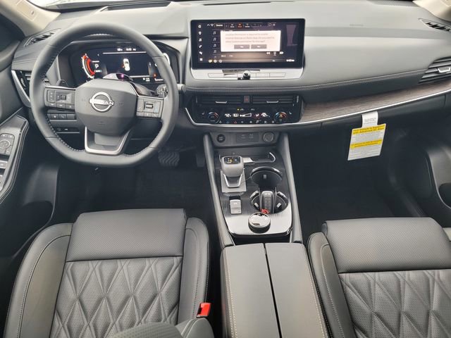 New 2026 Nissan Rogue Platinum image 10