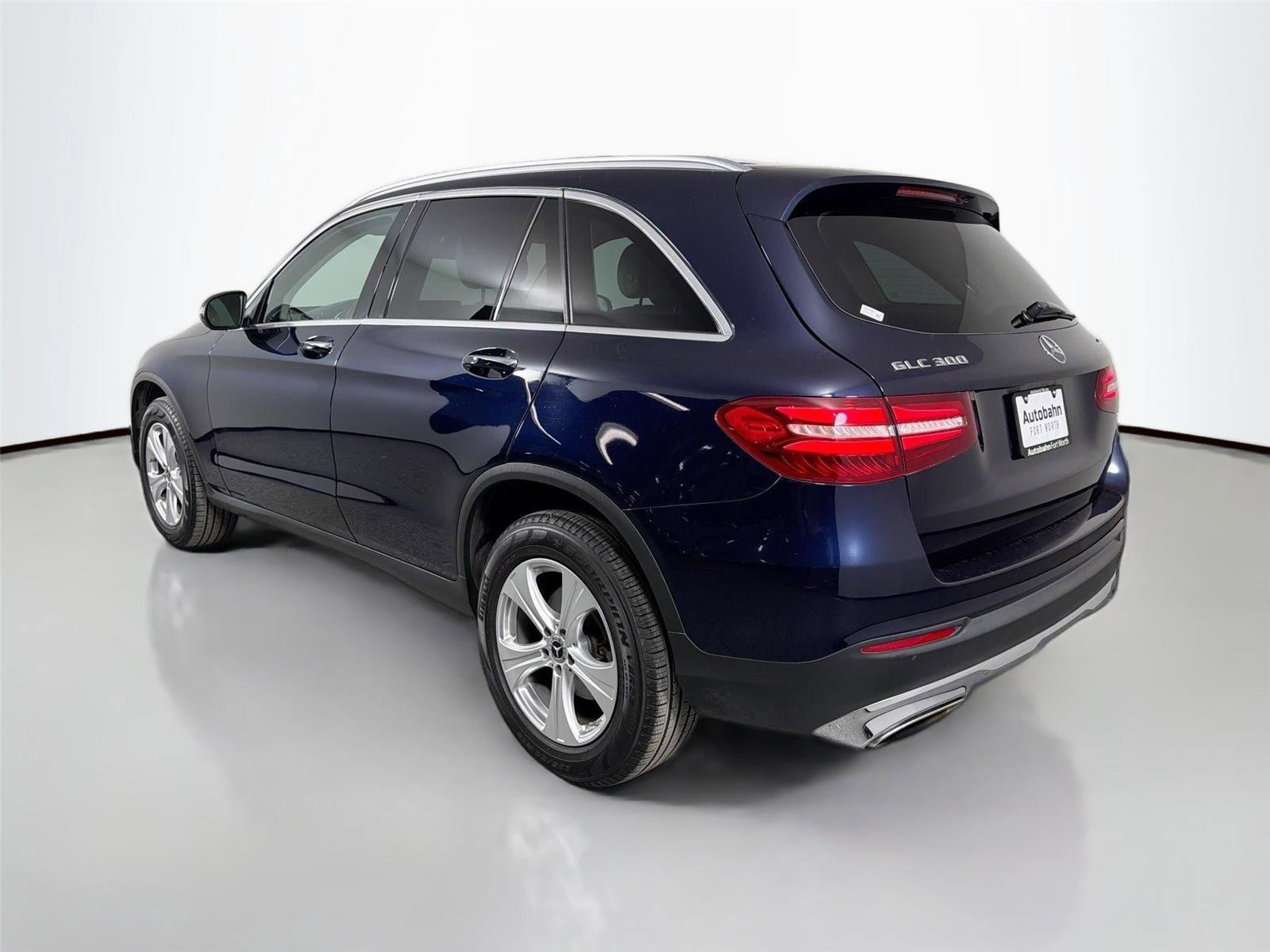 Used 2017 Mercedes-Benz GLC 300 4MATIC image 7