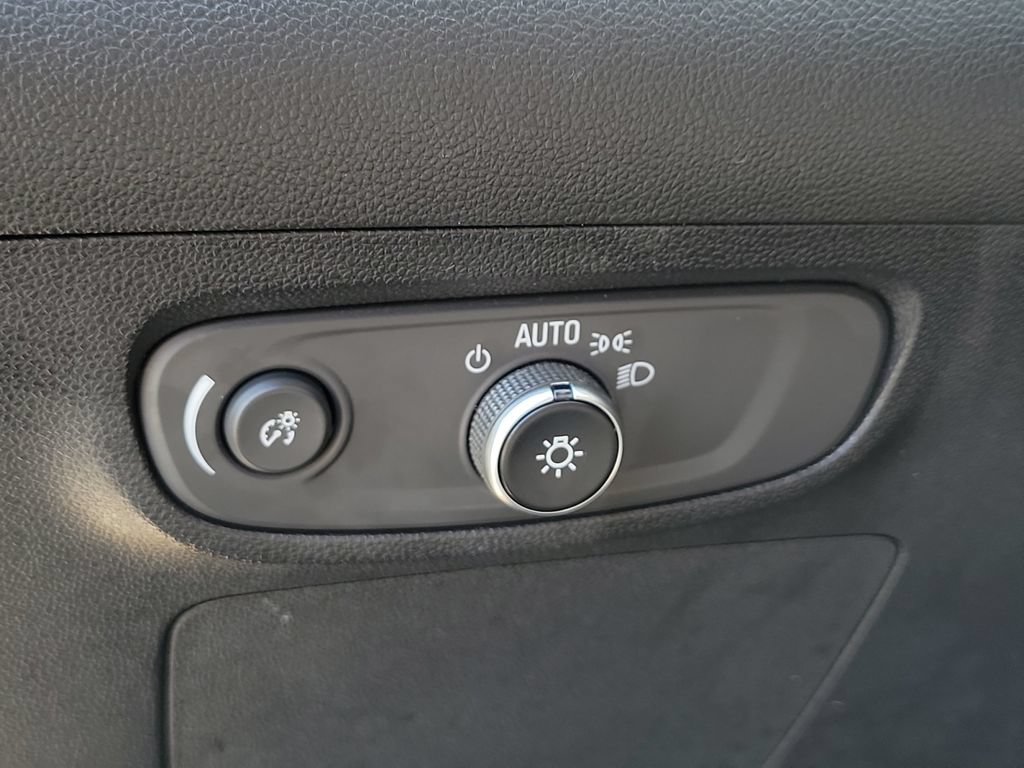Used 2025 Buick Encore GX Preferred FWD image 22