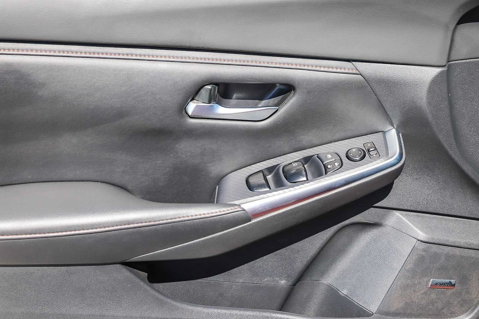 Used 2022 Nissan Sentra SR w/ SR Premium Package FWD image 19