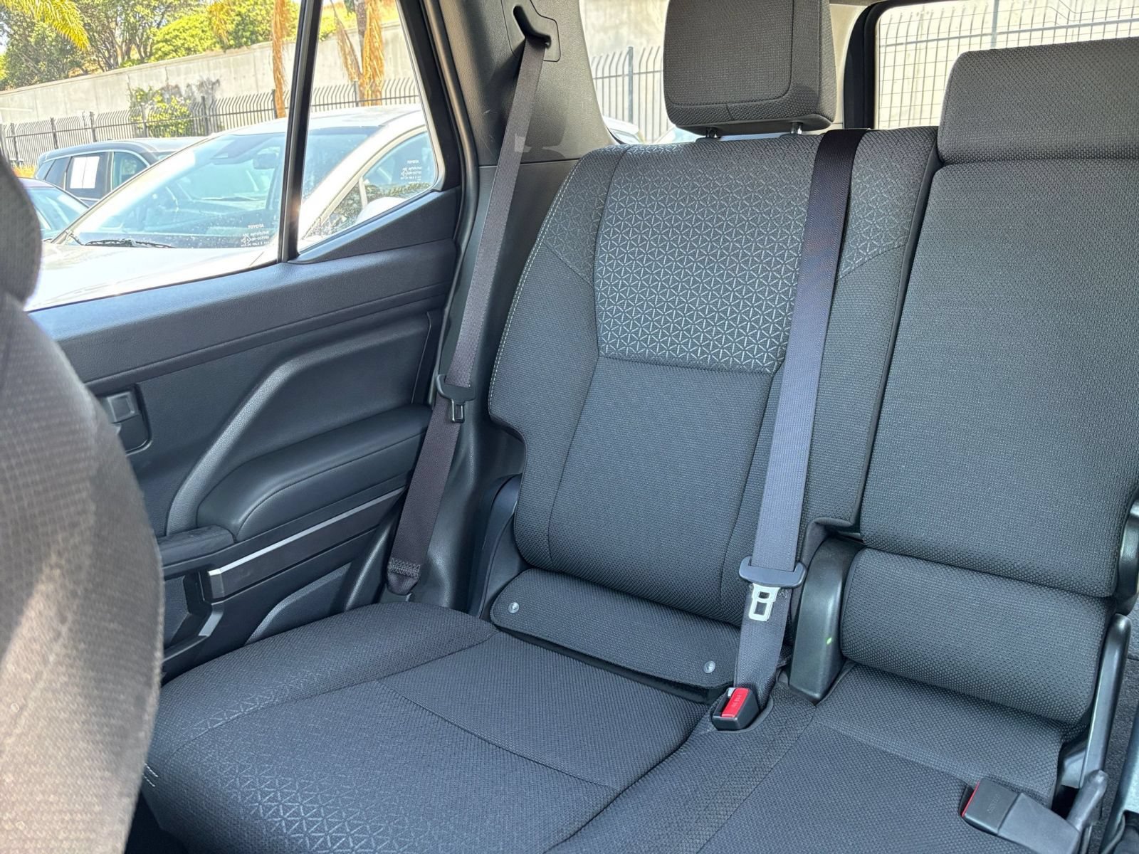 Used 2025 Toyota 4Runner SR5 RWD image 38