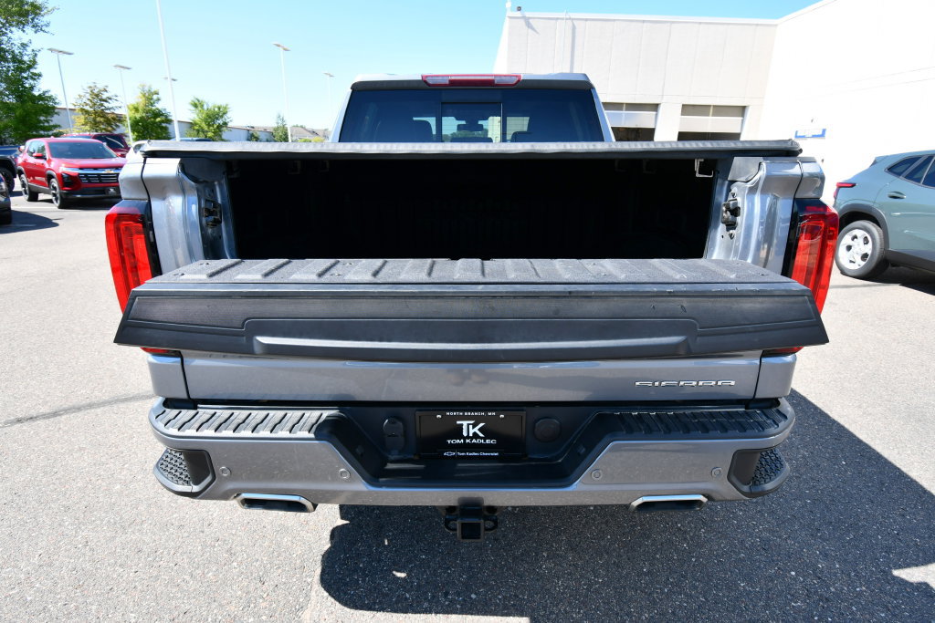 Used 2022 GMC Sierra 1500 Denali w/ Driver Alert Package II AWD/4WD image 7