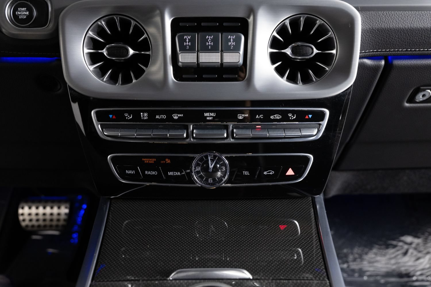 Used 2023 Mercedes-Benz G 550 image 37
