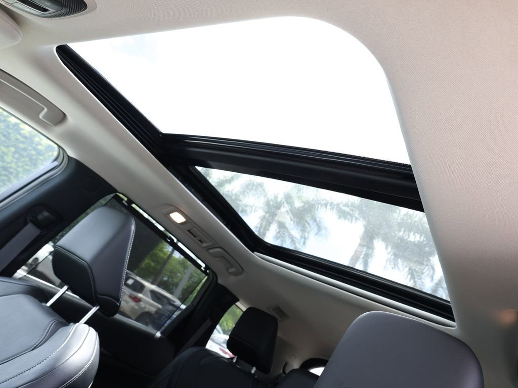 Certified 2023 INFINITI QX60 Luxe FWD image 17