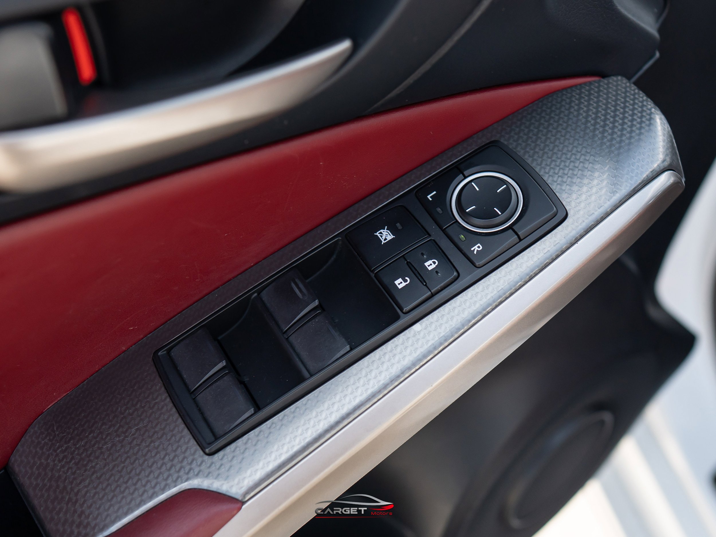 Used 2018 Lexus IS 300 F Sport w/ F Sport Package RWD image 41