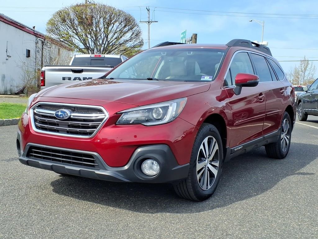Used 2019 Subaru Outback 2.5i Limited AWD/4WD image 3