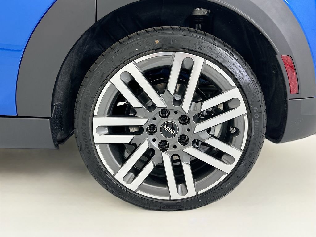 New 2026 MINI Cooper 4-Door Hardtop image 30