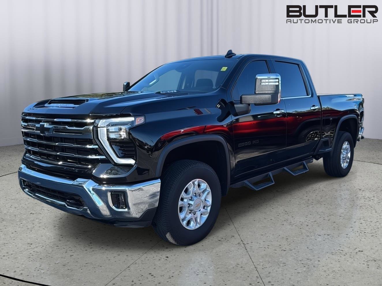 Used 2024 Chevrolet Silverado 2500 LTZ image 1