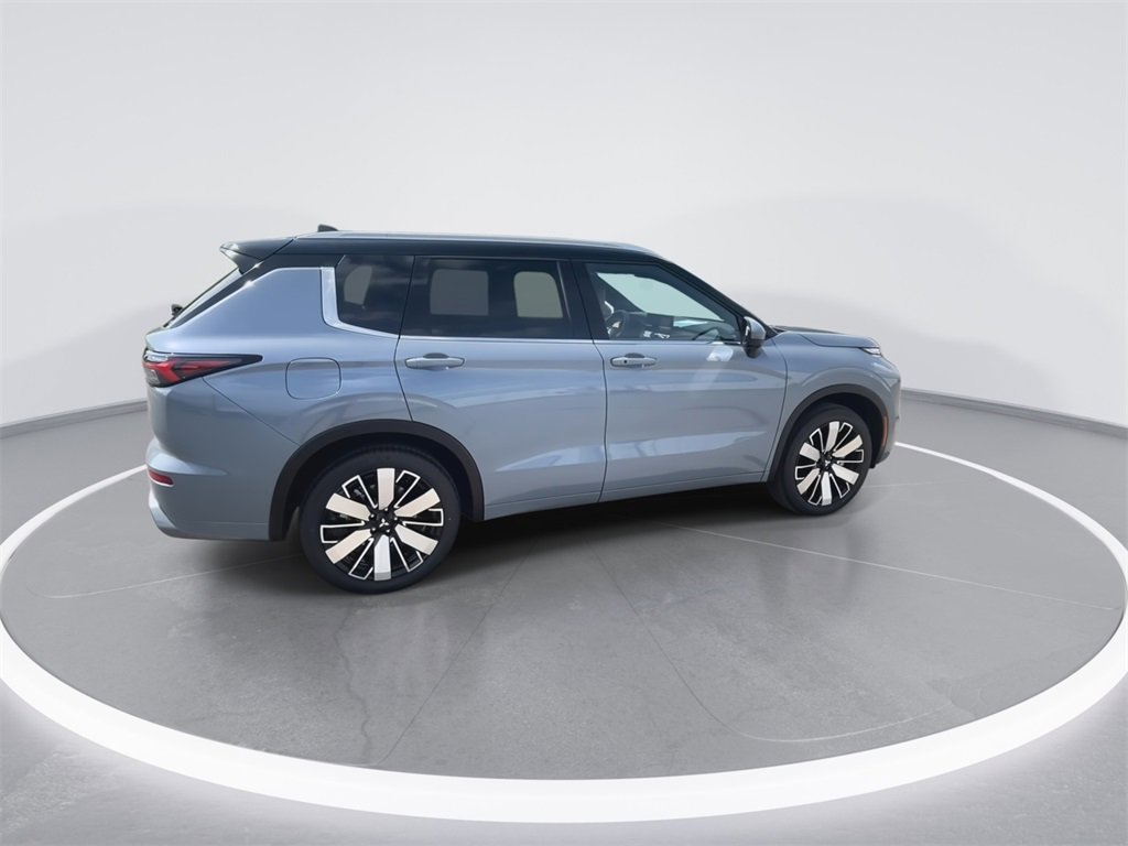 New 2025 Mitsubishi Outlander SEL image 9