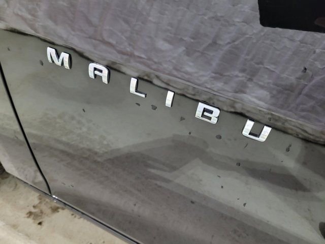 Used 2021 Chevrolet Malibu LT image 32