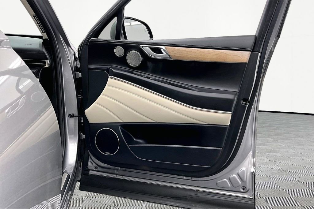 Used 2021 Genesis GV80 2.5T w/ Advanced Package 02 image 24