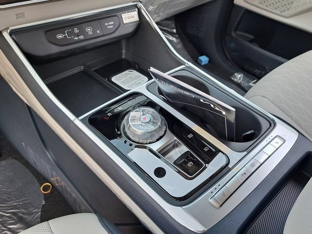 New 2026 Kia Carnival EX FWD image 11