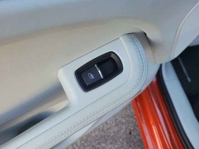 Certified 2023 Porsche Macan GTS AWD/4WD image 24