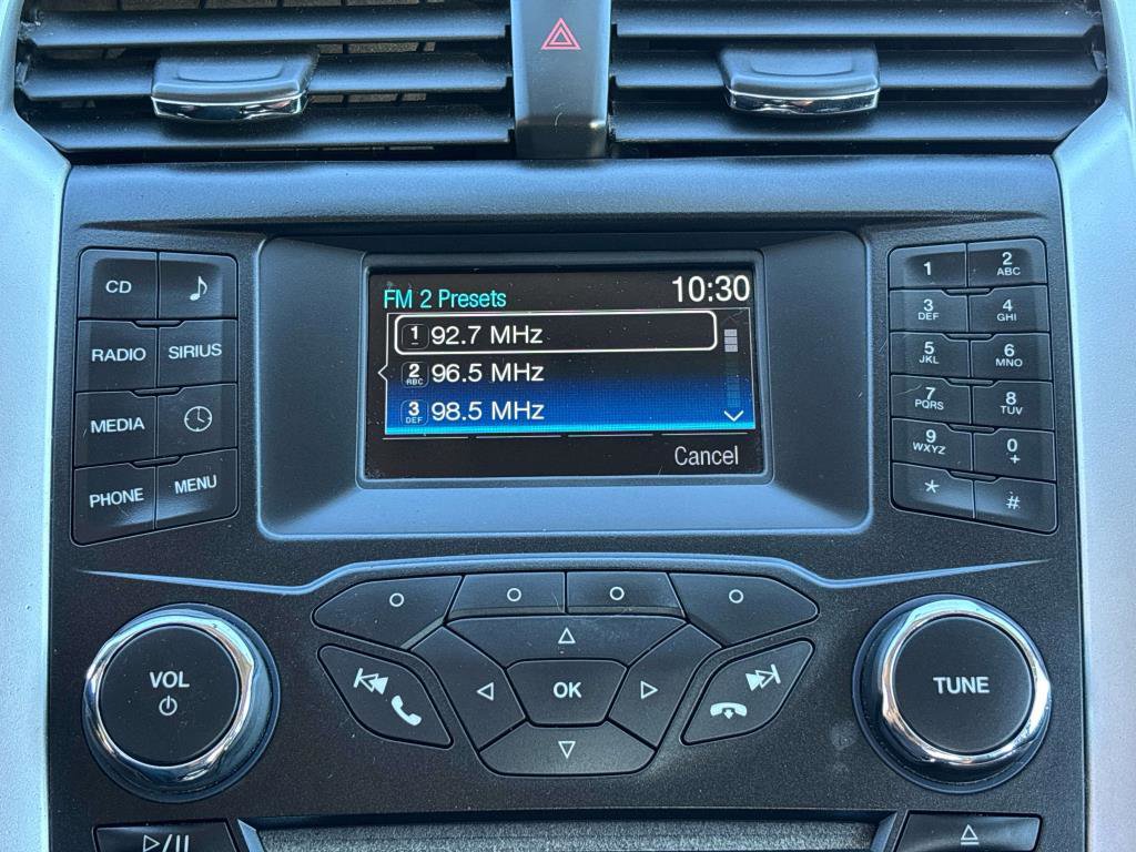 Used 2014 Ford Fusion SE image 19