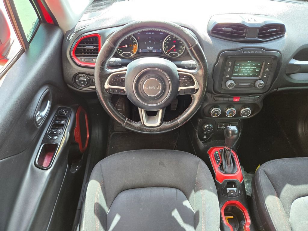 Used 2015 Jeep Renegade Trailhawk image 8