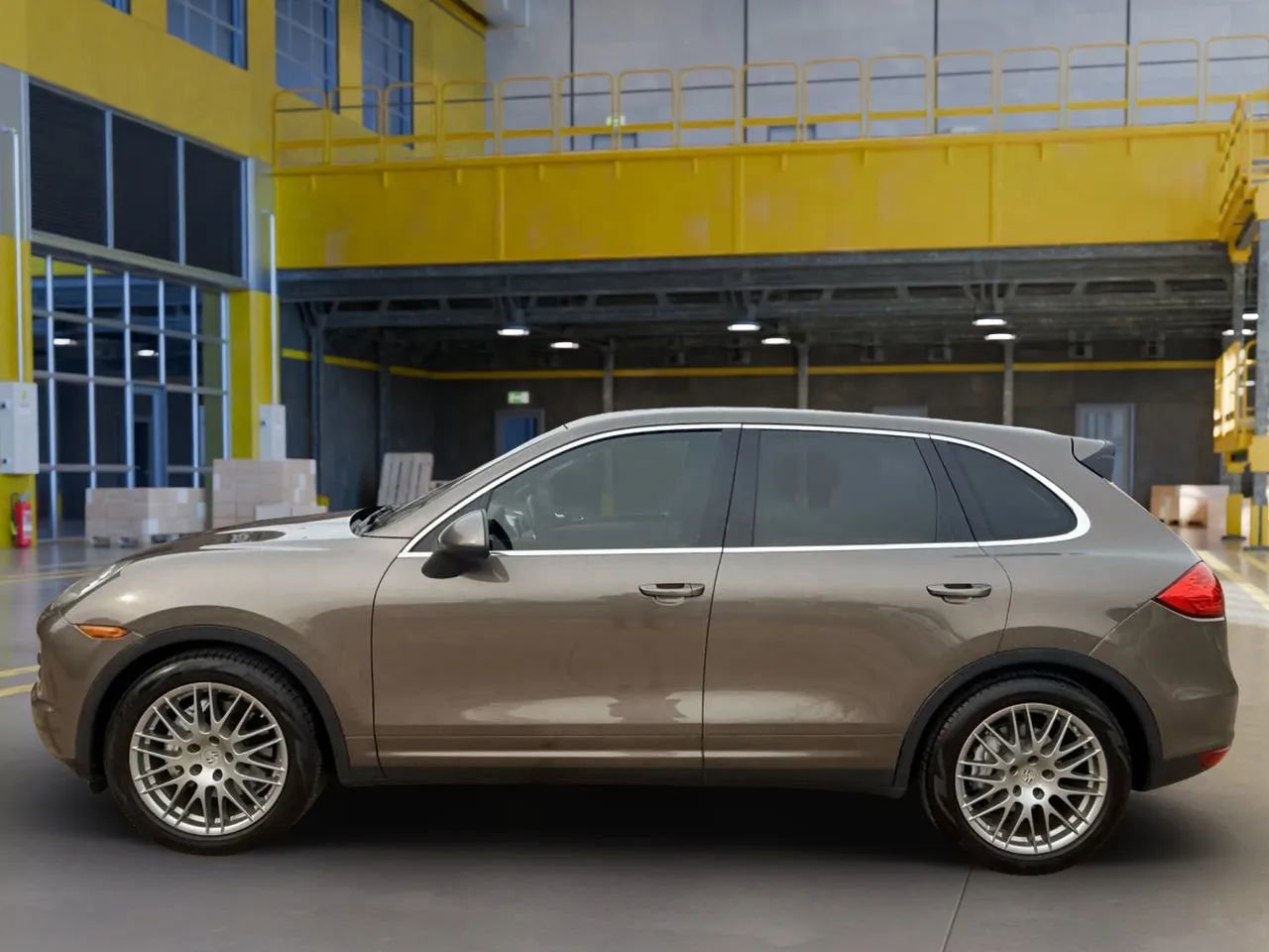 Used 2013 Porsche Cayenne S image 5