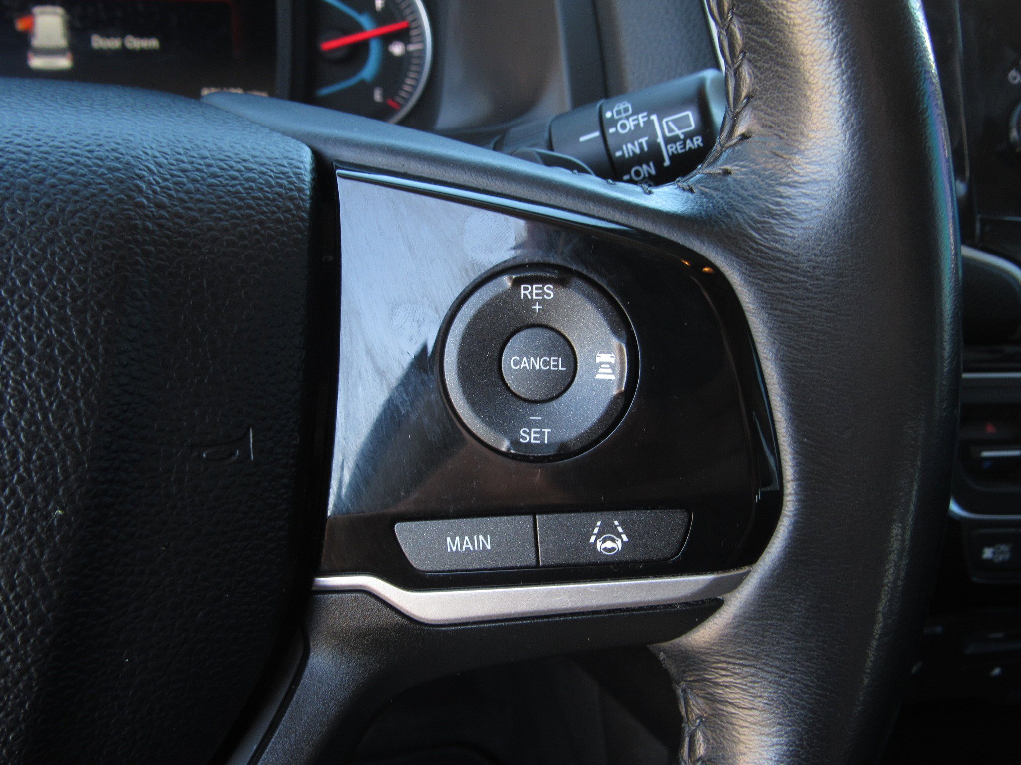 Certified 2019 Honda Pilot Touring image 30