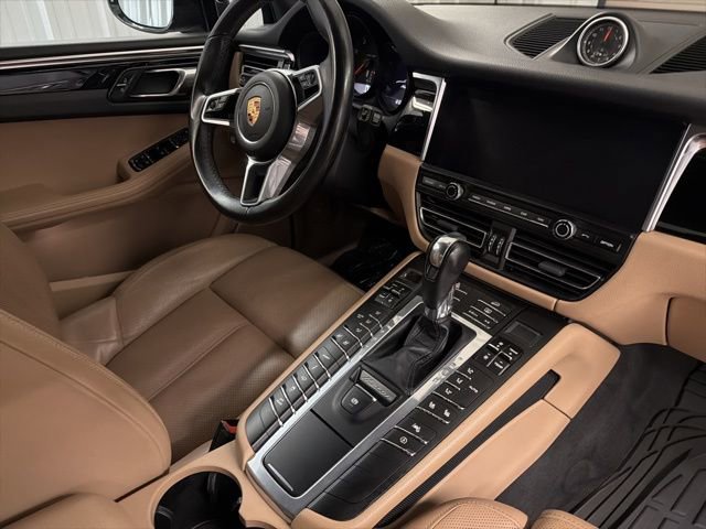 Used 2019 Porsche Macan AWD/4WD image 24
