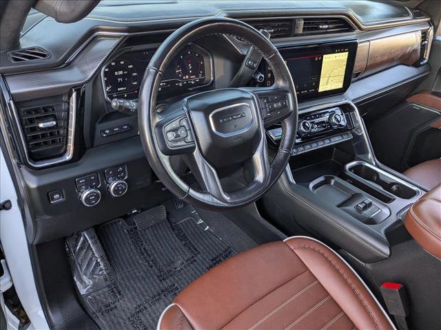 Certified 2025 GMC Sierra 2500 Denali Ultimate w/ Max Trailering Package image 10