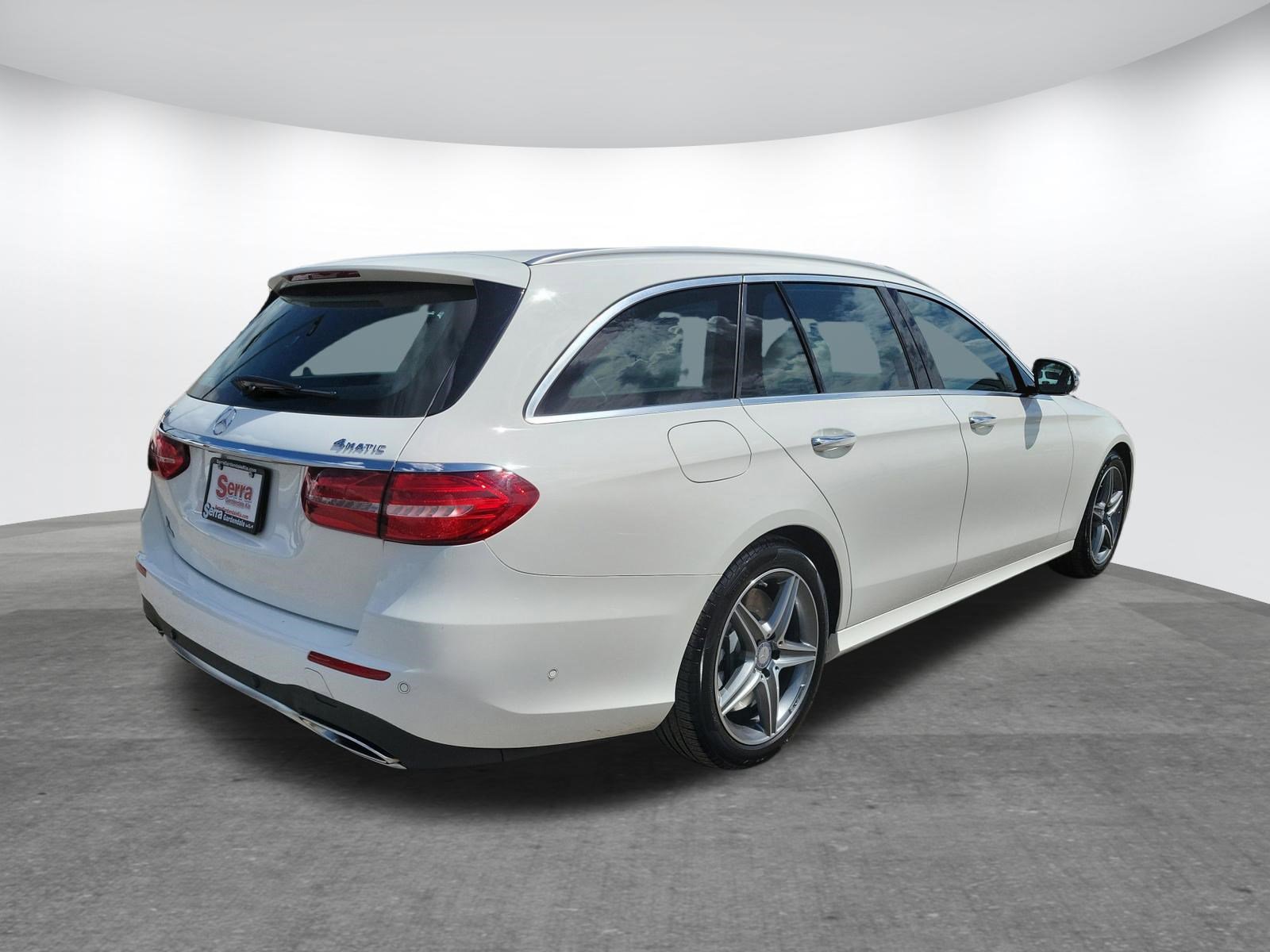 Used 2017 Mercedes-Benz E 400 4MATIC Wagon image 22