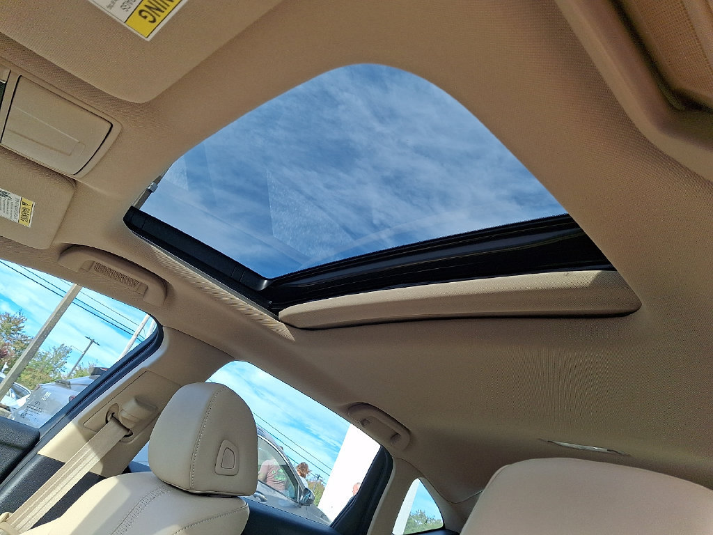 Used 2021 Acura TLX w/ Technology Package FWD image 14