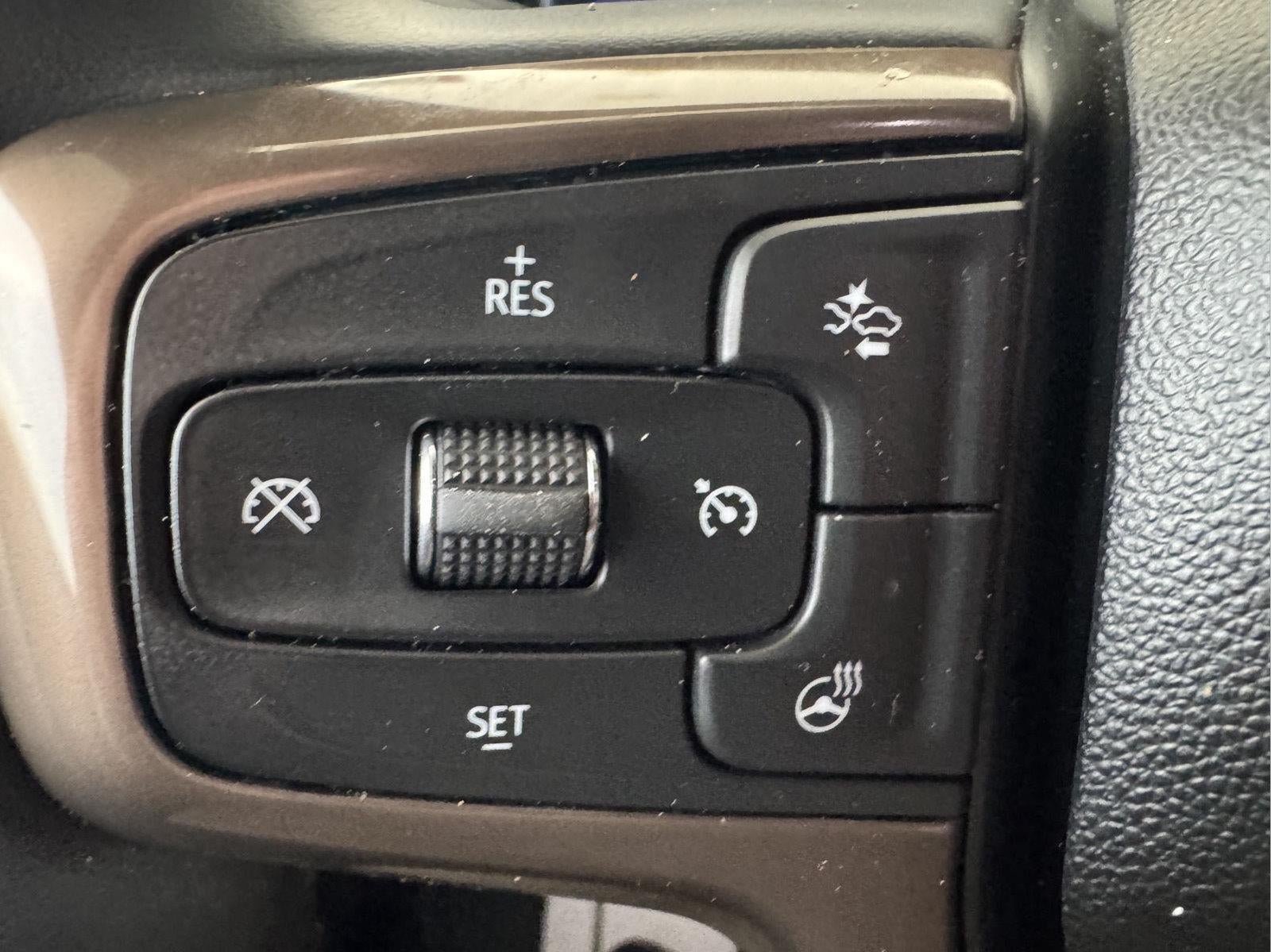 Used 2024 Chevrolet Tahoe High Country AWD/4WD image 12