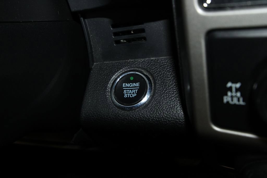 Used 2017 Ford F150 Lariat w/ Equipment Group 502A Luxury image 13