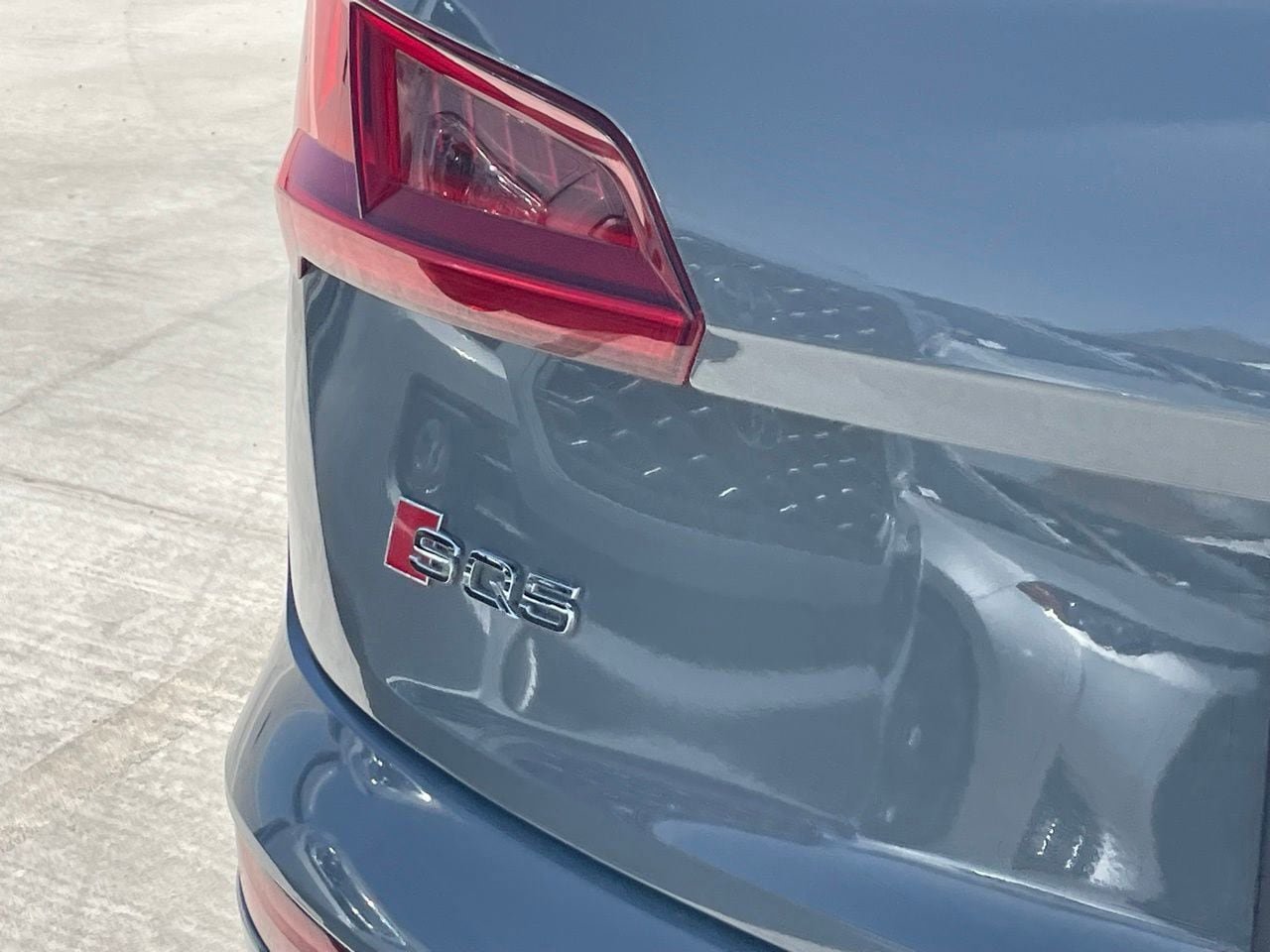 Used 2019 Audi SQ5 Prestige AWD/4WD image 4