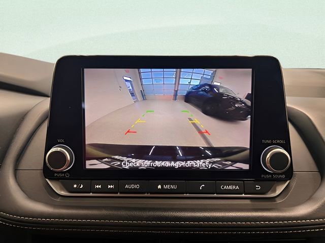 Used 2025 Nissan Rogue SV AWD/4WD image 22