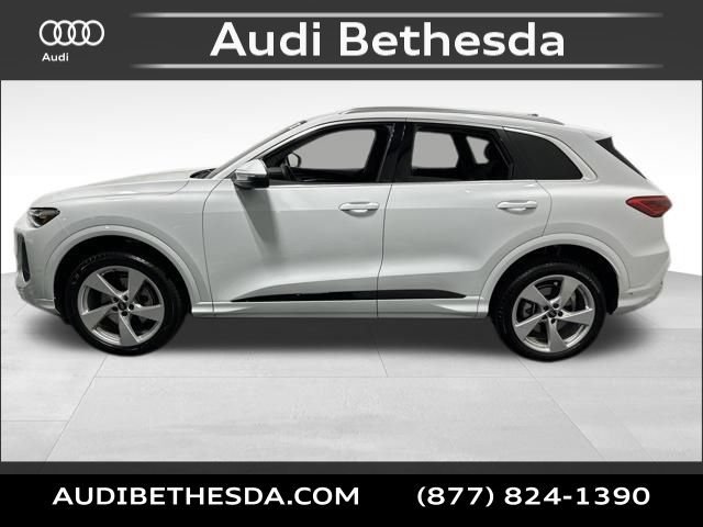 Certified 2025 Audi Q5 Premium Plus w/ Premium Plus AWD/4WD image 4