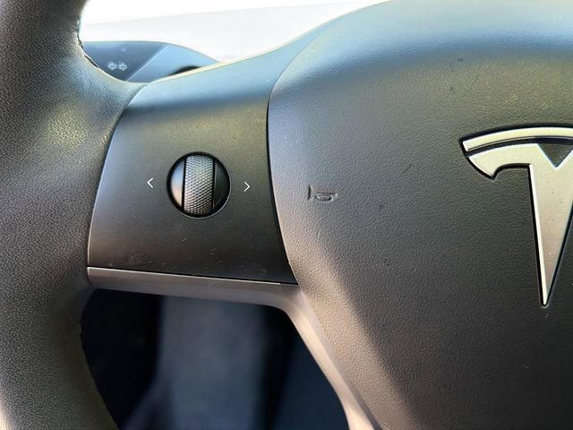 Used 2023 Tesla Model 3 Standard Range RWD image 33