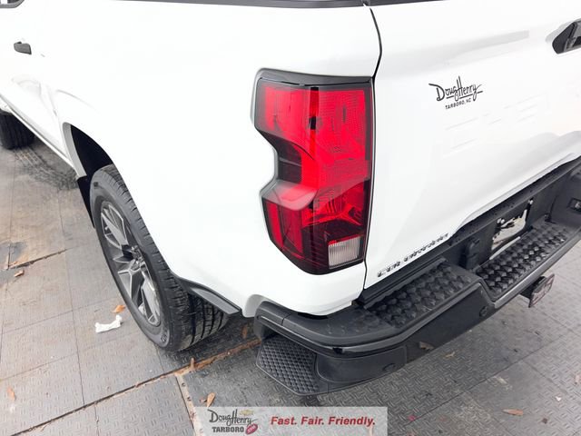 Used 2024 Chevrolet Colorado W/T w/ WT Convenience Package II image 14
