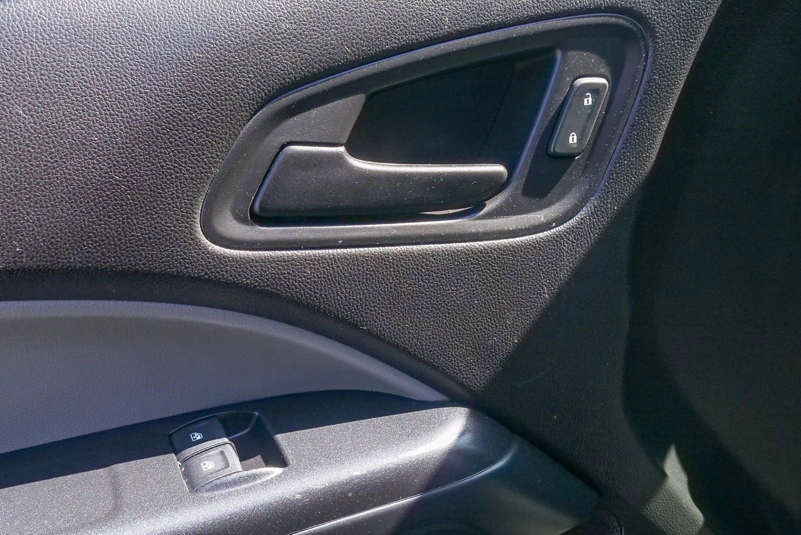 Used 2017 Chevrolet Colorado W/T w/ WT Convenience Package image 17