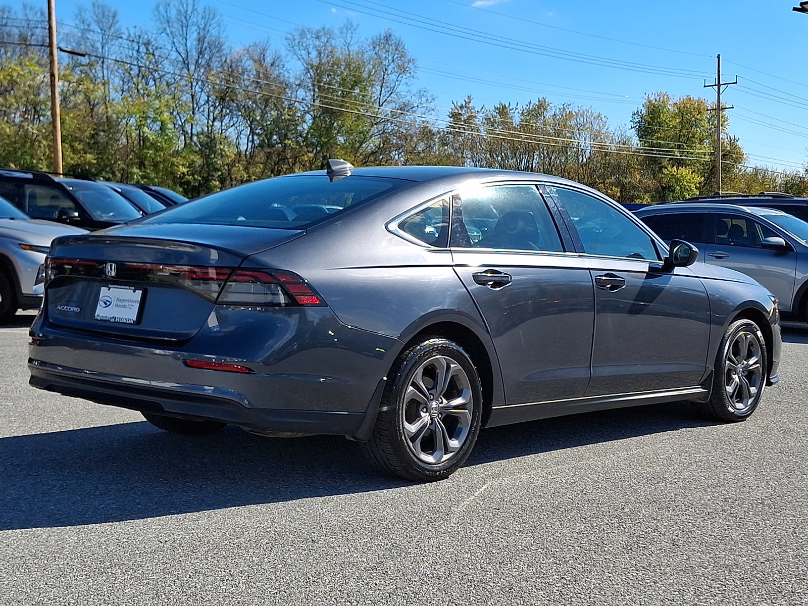 Used 2023 Honda Accord EX image 6