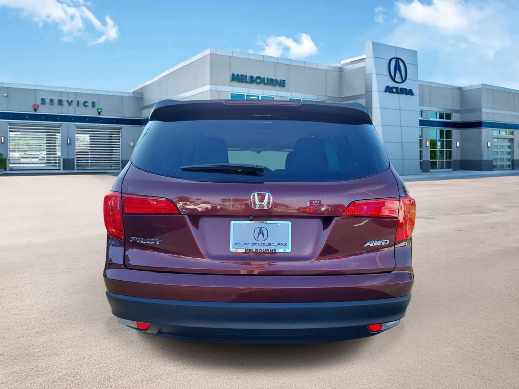 Used 2018 Honda Pilot LX image 5