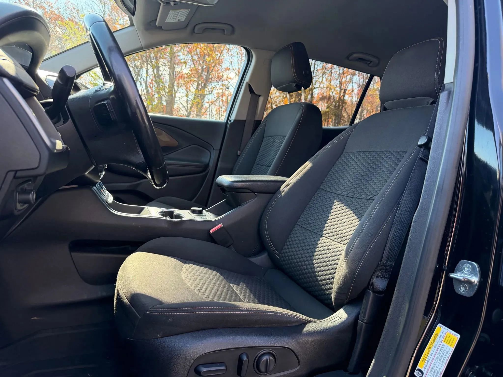 Used 2019 GMC Terrain SLE w/ Driver Convenience Package image 11