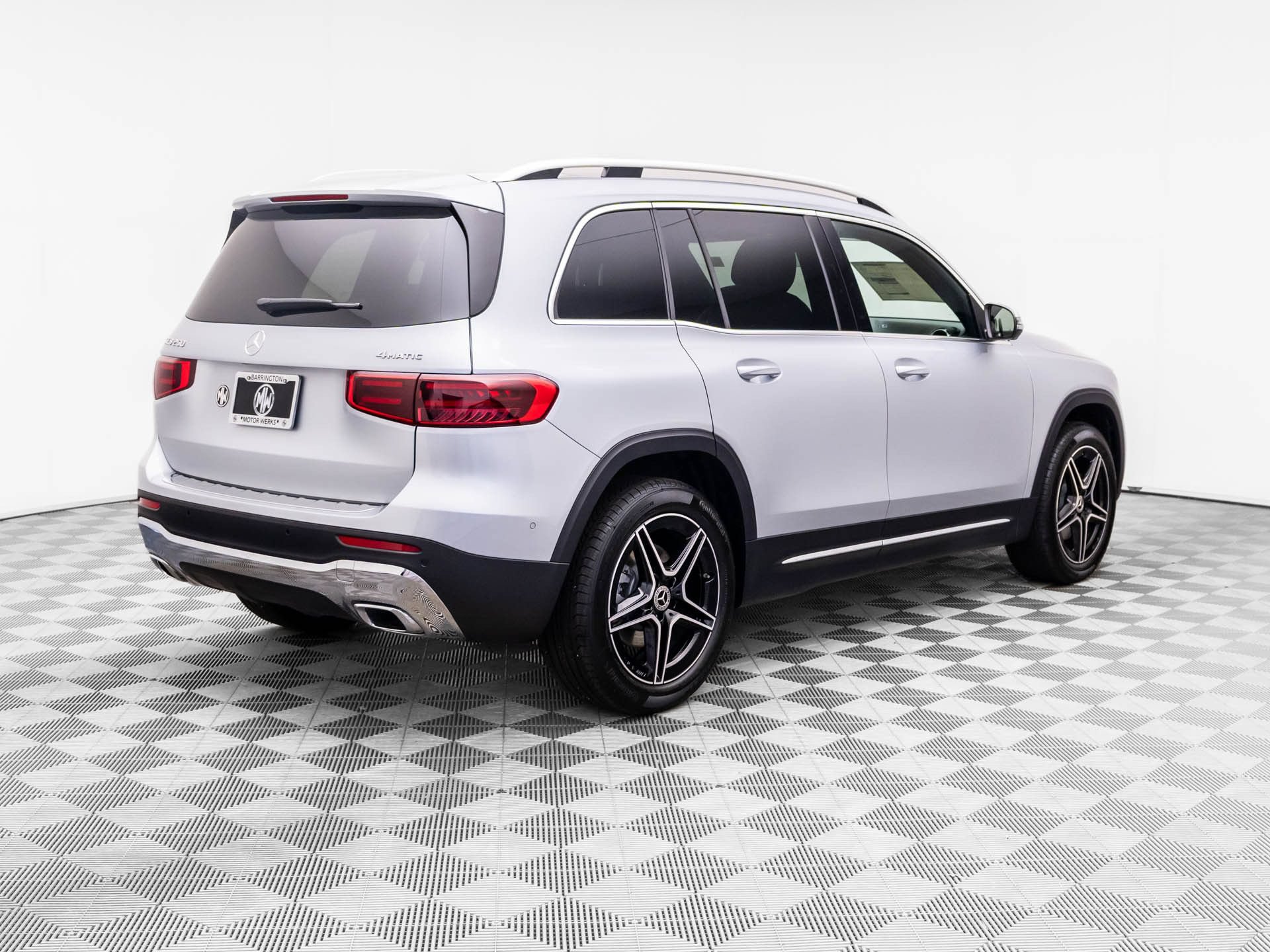New 2026 Mercedes-Benz GLB 250 4MATIC image 5