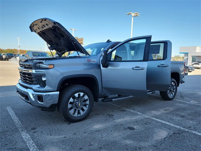 New 2025 Chevrolet Silverado 2500 LT w/ Safety Package image 10